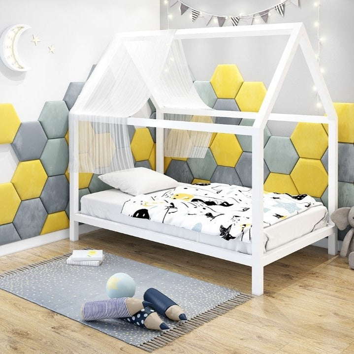 Hexagon wall panels in child's bedroom